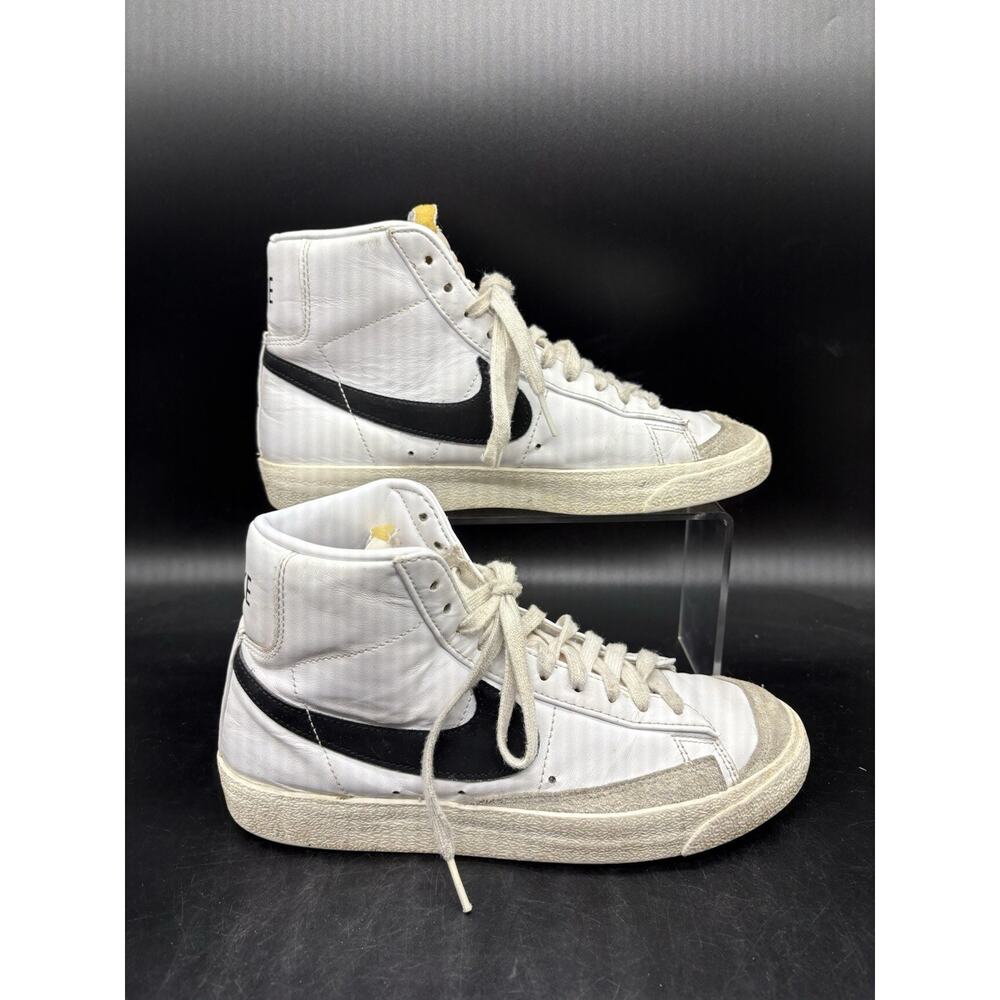 Nike Blazer 77 Vintage Mid White Black Mens Size 7.5 CZ1055-100